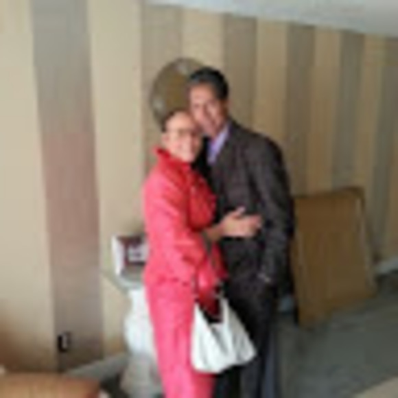 Meet your Posher, Monica - Picture 1 of 1